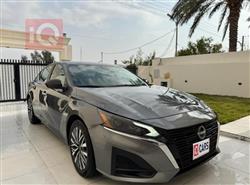 نيسان ألتيما